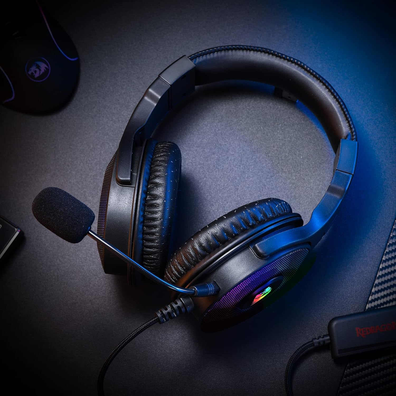 Redragon H350 RGB Wired Gaming Headset, Dynamic RGB Backlight.