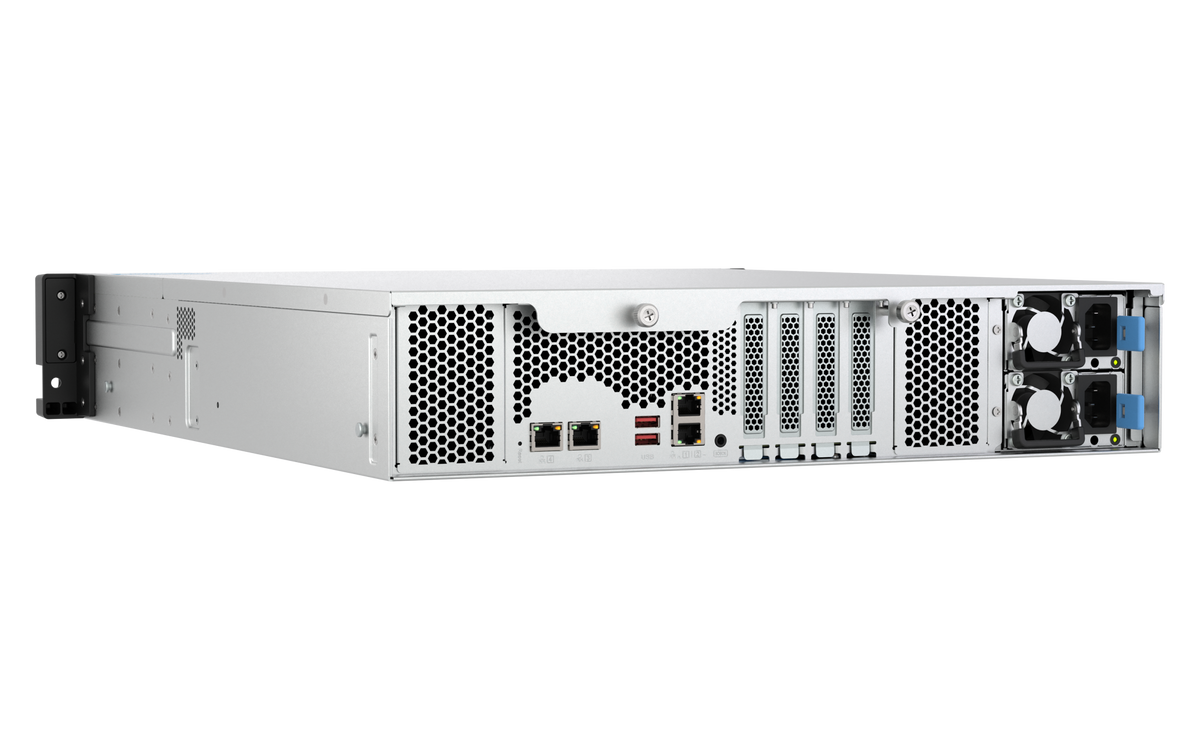 QNAP TS-H1277AXU-RP-R7-32G