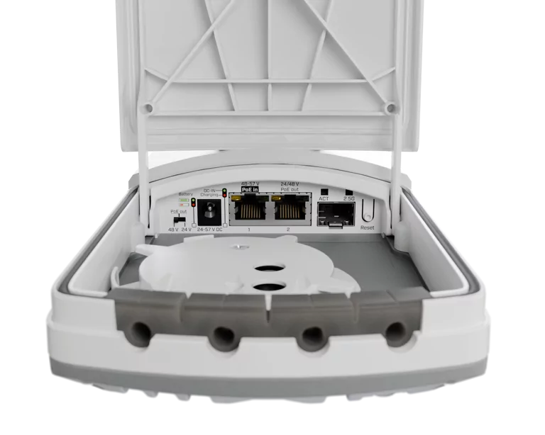 MikroTik FTC21-ups weatherproof Fiber-to-Copper converter